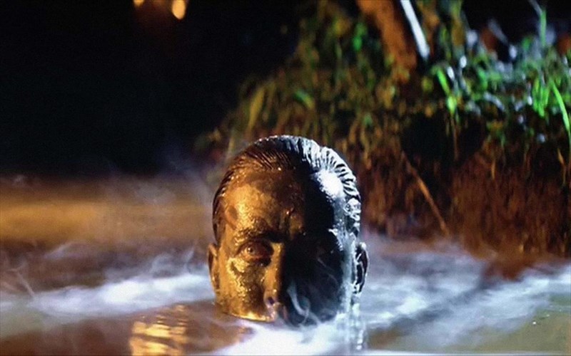 o-francis-ford-coppola-giortazei-tin-40i-epeteio-tou-apokalupsi-tora-me-mia-nea-ekdoxi