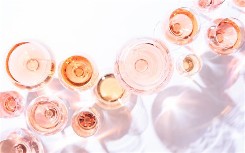 rose-grand-tasting-to-roze-ginetai-protagonistis