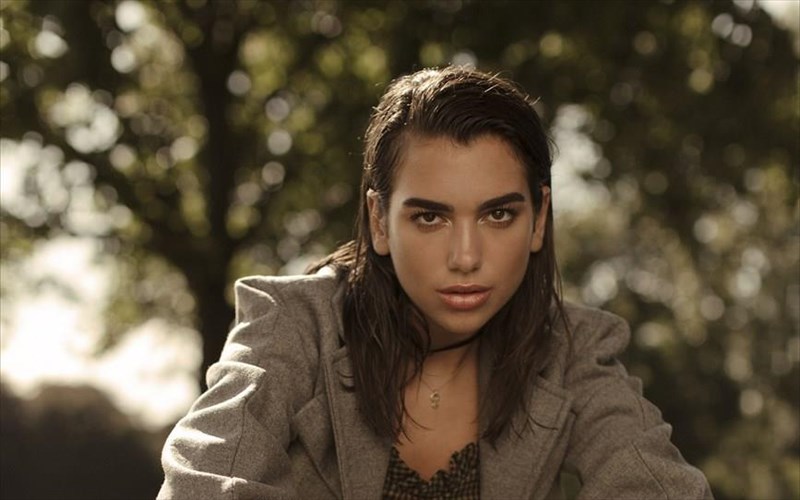 dua-lipa-gia-tin-anisotita-ton-fulon-ston-xoro-den-mas-epairnan-sta-sobara