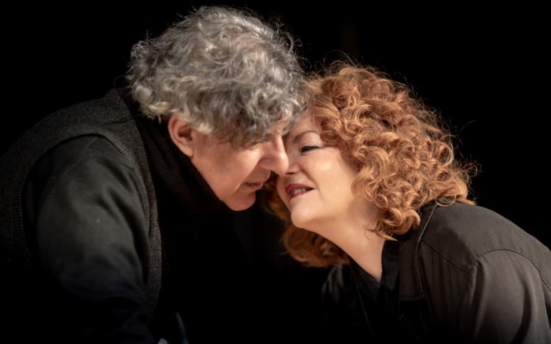 ioanna-makri-kai-peris-mixailidis-stis-skines-apo-enan-gamo