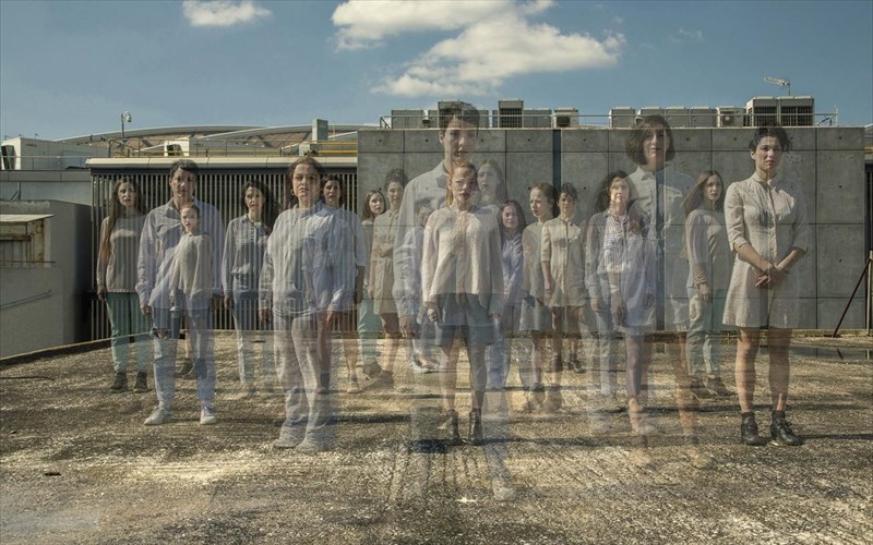 o-kostas-filippoglou-kai-oi-7-kores-tis-euas-kores-tis-euas