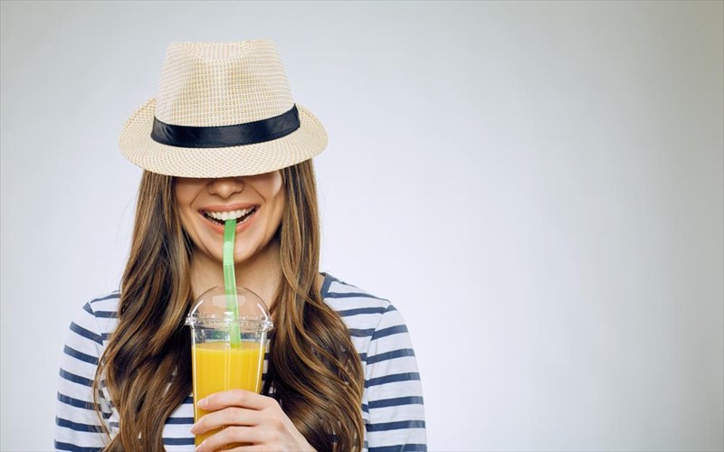 ti-na-pinete-gia-na-exete-neoteri-epidermida