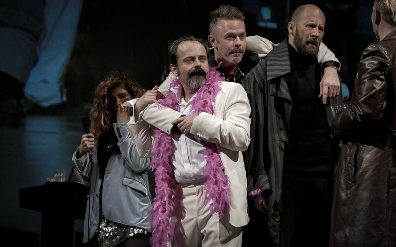 akurosi-parastaseon-gia-ton-misanthropo-sto-ethniko