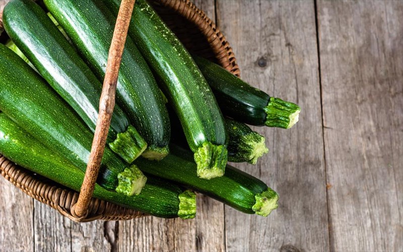 mathete-giati-to-kolokuthi-prepei-na-mpei-sto-piato-sas