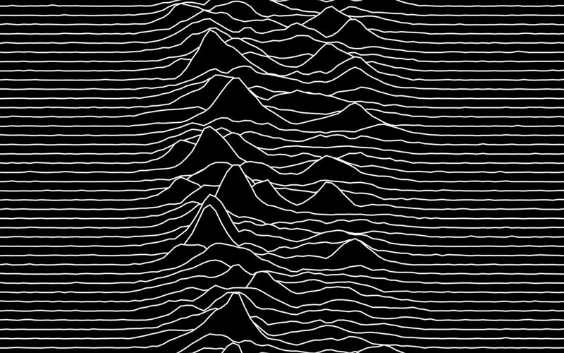 epeteiaki-epanekdosi-tou-unknown-pleasures-ton-Joy-division-me-enallaktiko-eksofullo