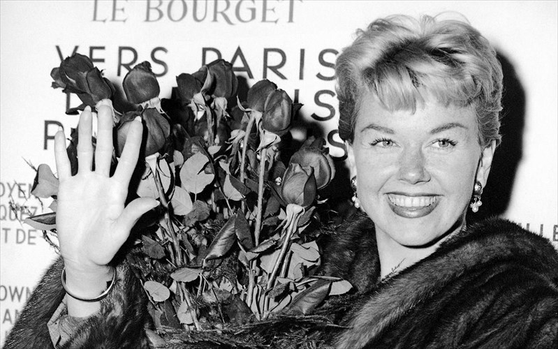 pethane-i-emblimatiki-doris-day-emblimatiki-doris-day