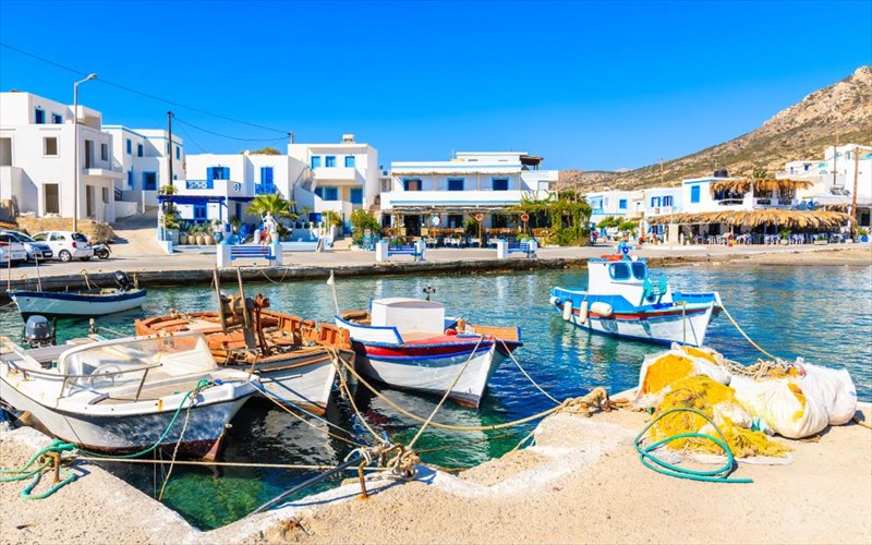 i-karpathos-mesa-apo-ena-apolaustiko-binteo-tou-cnn