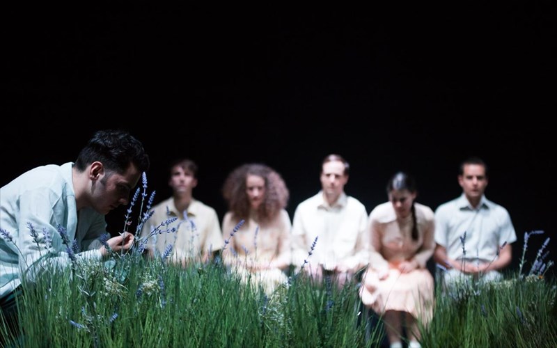 to-ksupnima-tis-anoiksis-seksoualiki-afupnisi-ston-neo-kosmo