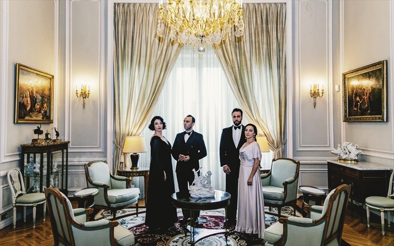 i-prigkipissa-tis-sassonos-stin-enallaktiki-skini-tis-lurikis