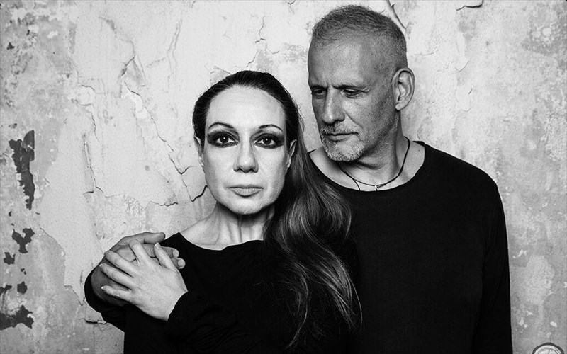 o-dimitris-georgalas-zontaneuei-tin-mideia-sto-mpagkeion