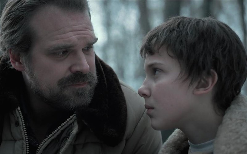 o-david-harbour-uposxetai-ena-anatreptiko-kai-sugkinitiko-finale-sto-stranger-things