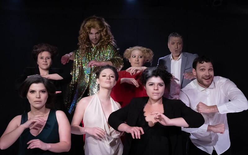 thesmoforiazouses-sto-summer-stock-theatre-tou-apo-mixanis