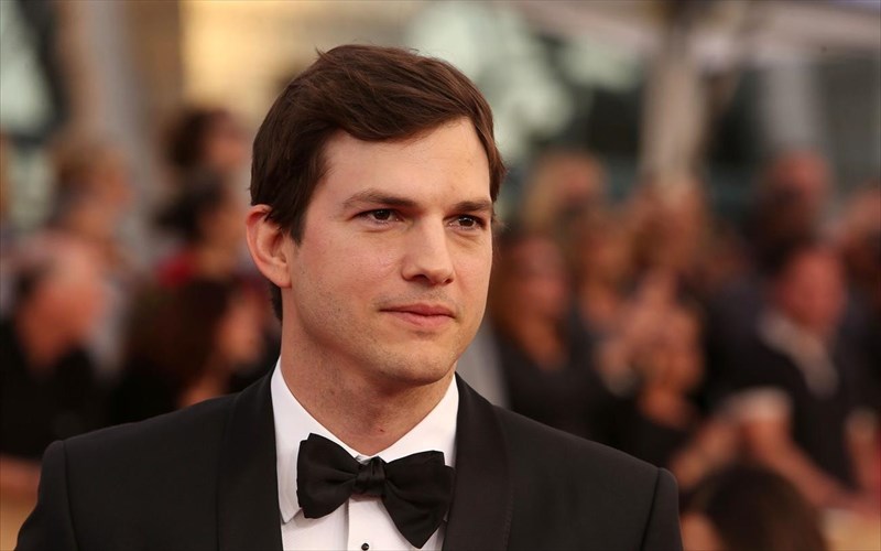 ashton-kutcher-frikara-otan-ematha-gia-tin-dolofonia-tis-filis-mou