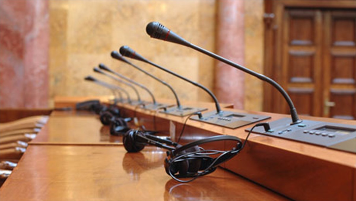 pos-diaxeirizomaste-tous-politistikous-organismous-se-periodo-krisis