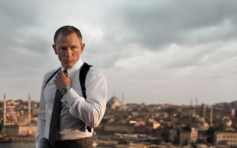 ekriksi-kai-traumatismoi-sta-gurismata-tou-James-bond