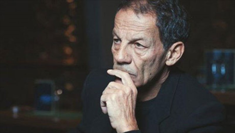 o-stauros-ksarxakos-neos-proedros-tou-ethnikou-theatrou