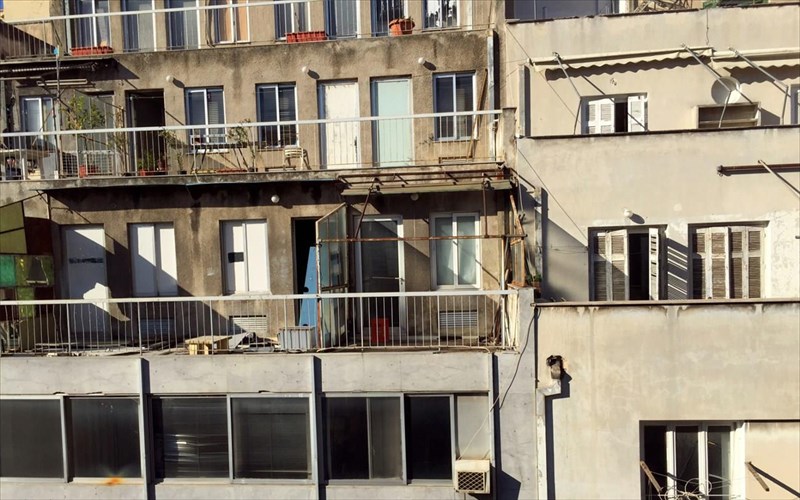 kalokairina-mpania-gia-baso-kamaratou-kai-kosta-koutsolelo