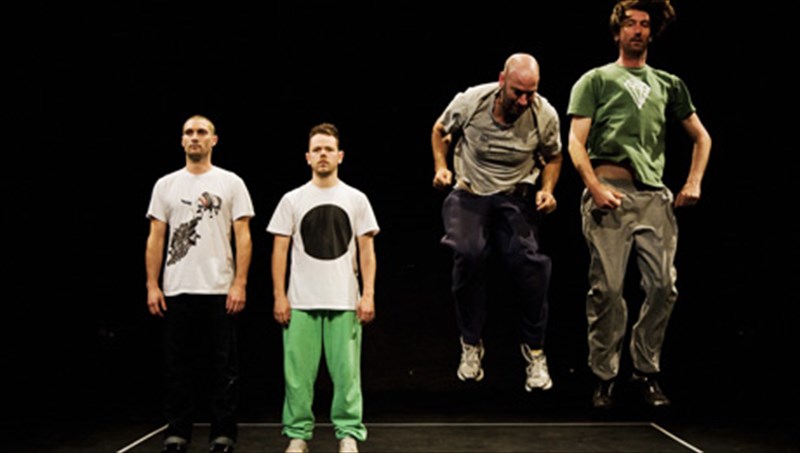 untrained-i-lousu-gkieren-se-ena-sunarpastiko-xoreutiko-peirama-lousu-gkieren-se-ena-sunarpastiko-xoreutiko-peirama