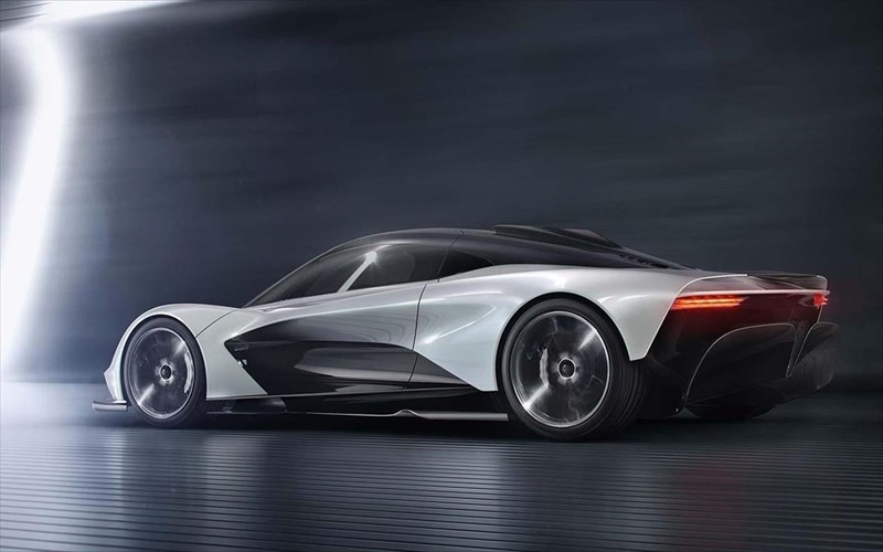 apokalufthike-to-neo-autokinito-tou-James-bond