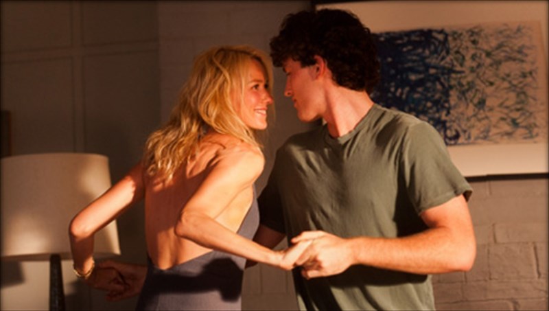 to-aristourgima-tis-nlesingk-piso-apo-tin-tainia-idiaiteres-adunamies