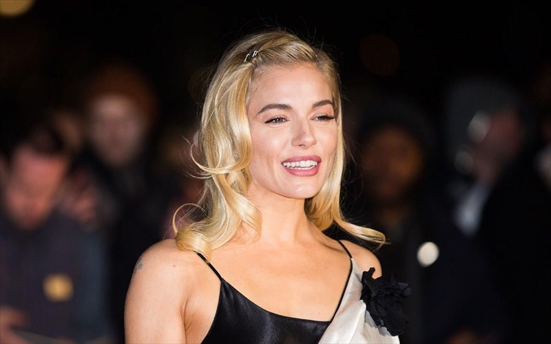 sienna-miller-imoun-kakopliromeni-mexri-tora-stin-kariera-mou