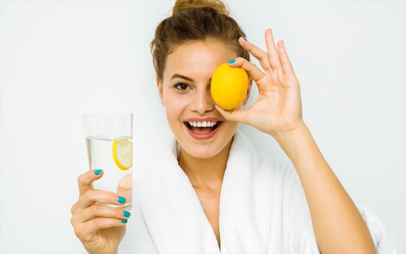 ti-mporei-na-kanei-ena-lemoni-stin-omorfia-sas