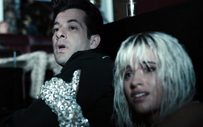 i-camila-cabello-protagonistei-sto-neo-binteoklip-tou-mark-ronson-gia-to-find-u-again