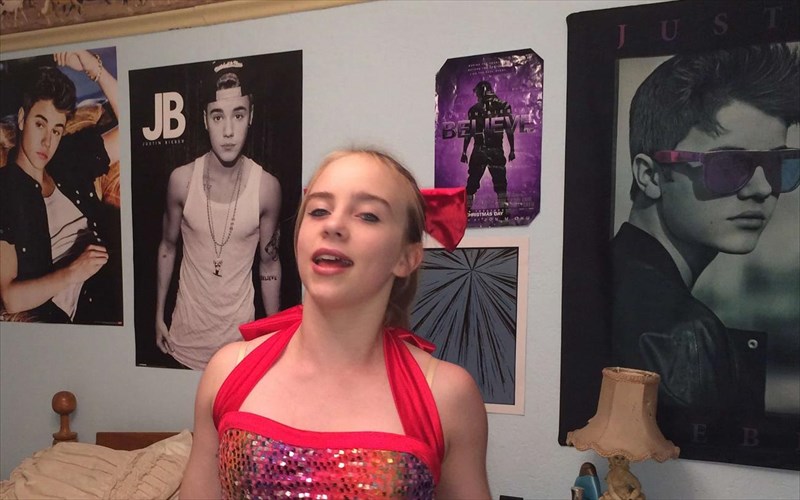 billie-eilish-kai-Justin-bieber-peirazoun-to-bad-guy