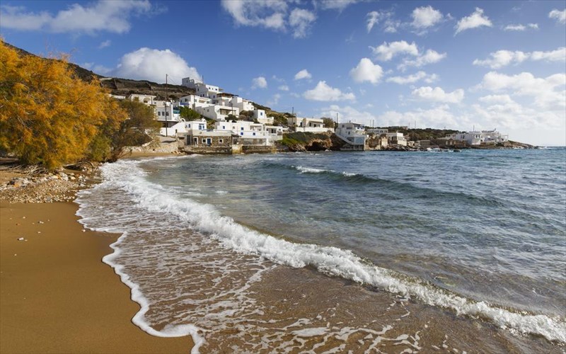 kanoume-tis-pio-xalarotikes-epiloges-stis-kuklades