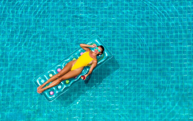 giati-ta-antiliaka-se-morfi-sprei-einai-polu-pio-sotiria-apo-tis-kremes