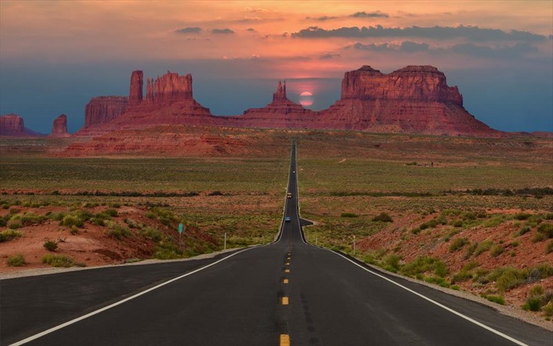 tria-taksidia-oneiro