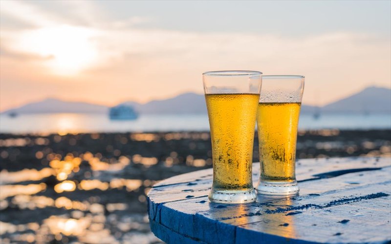 tria-kolpa-gia-tin-teleia-mpira