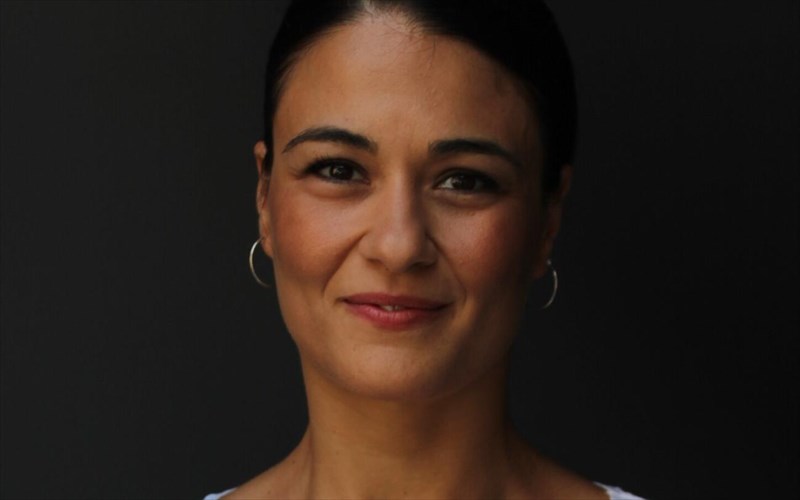 i-nantia-dalkuriadou-stis-geitonies-tou-kosmou