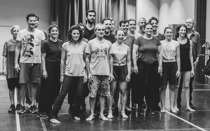 ksekinisan-oi-probes-gia-ti-megali-plateia-dia-xeiros-elenis-euthumiou