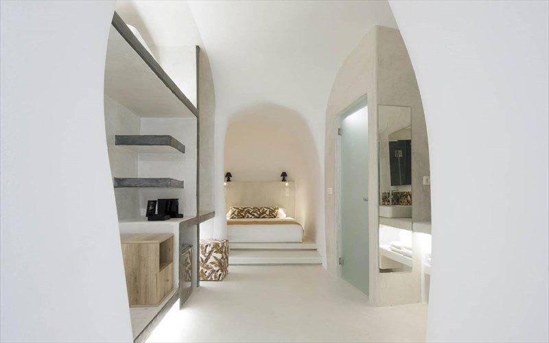 pente-panemorfa-ksenodoxeia-stin-ellada-gia-poluteleis-diakopes