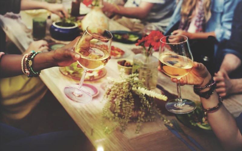 ti-einai-to-second-hand-drinking