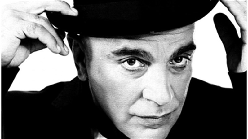 o-giannis-zouganelis-agapa-ta-paidia-kai-to-apodeiknuei