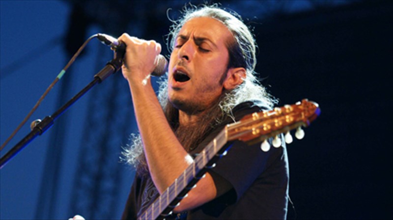 o-giannis-xaroulis-sti-skia-ton-braxon