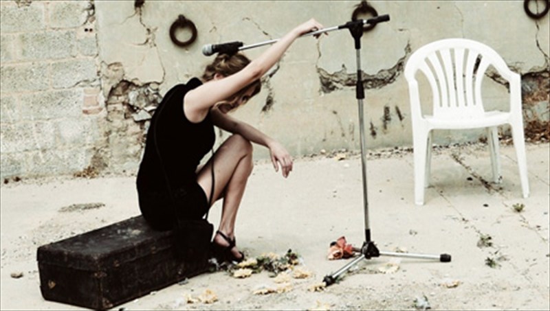 h-kinimatografiki-stella-se-theatriko-monopati