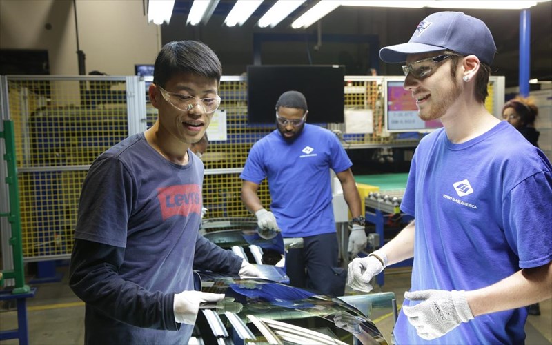 klebei-tis-entuposeis-to-proto-ntokimanter-ton-barack-kai-michelle-obama-gia-to-netflix