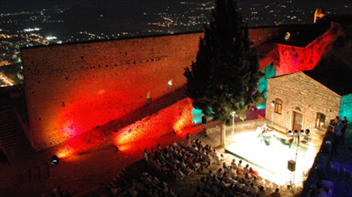 to-22o-festibal-naupliou-anoigei-tis-portes-tou