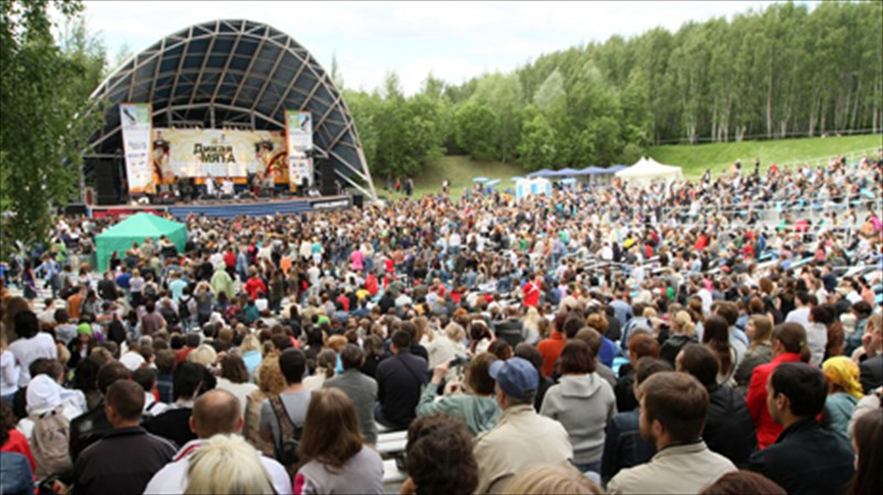 10-sumboules-epibiosis-gia-ta-kalokairina-festibal