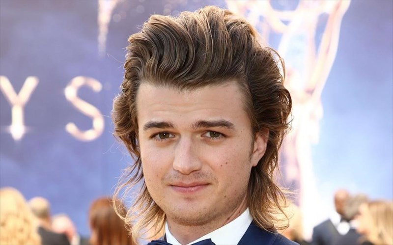 stranger-things-suntoma-kukloforei-to-ntempouto-tou-Joe-keery