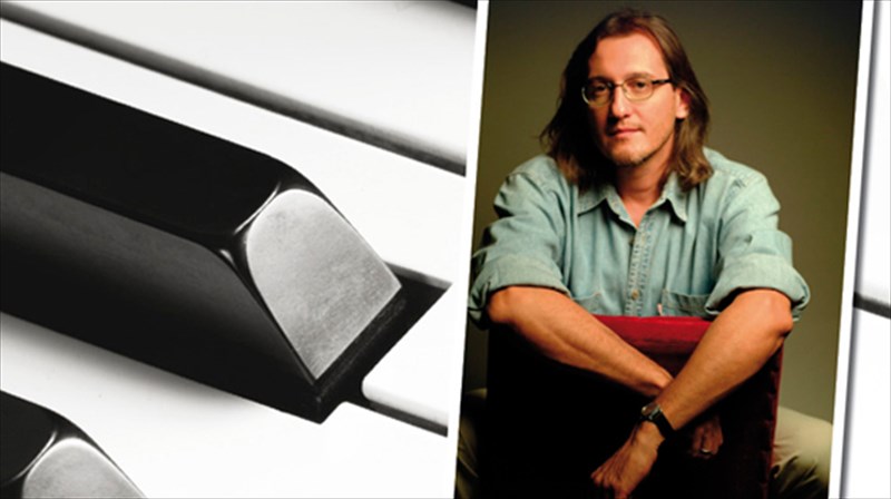 o-giorgos-andreou-sti-skini-me-eklektous-kalesmenous