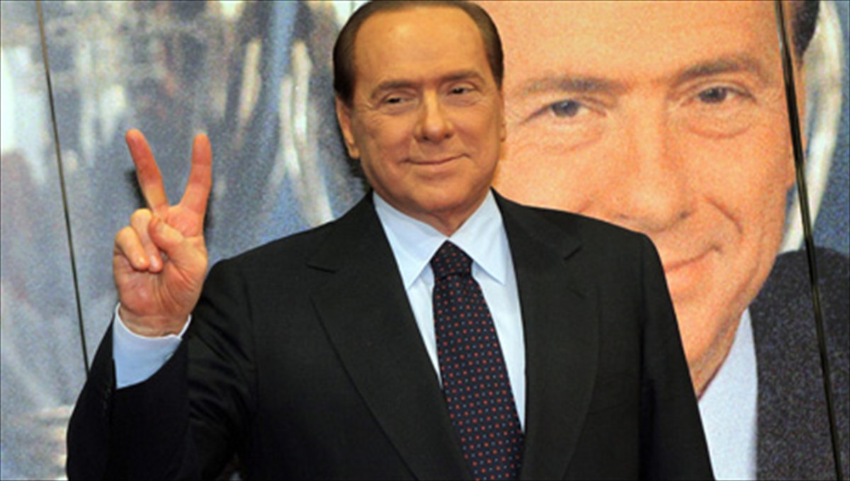 aneleiti-satira-tou-mperlouskonismou