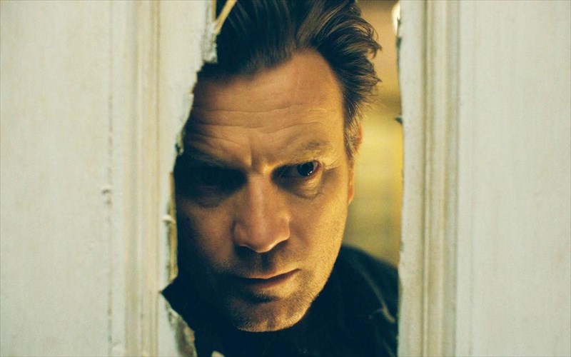 doktor-upnos-o-ewan-mcgregor-epistrefei-sto-overlook-hotel