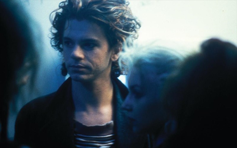 i-mustiriodis-zoi-tou-michael-hutchence