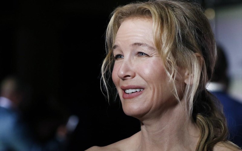 dakruse-apo-sugkinisi-kataxeirokrotoumeni-i-renee-zellweger-gia-tin-Judy-renee-zellweger-gia-tin-Judy