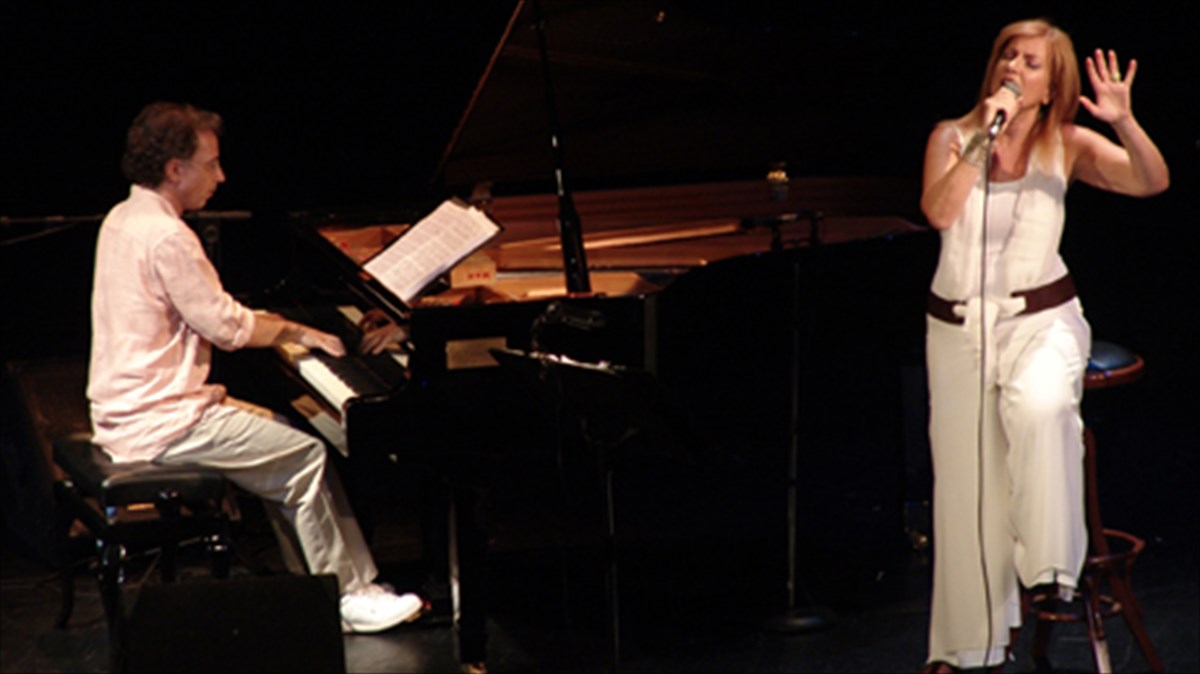 ta-prosopa-tou-erota-sto-xutirio