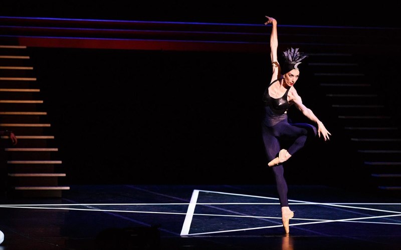 xristougenna-sto-megaro-ksekinise-i-propolisi-gia-tis-fetines-ekdiloseis-propolisi-gia-tis-fetines-ekdiloseis